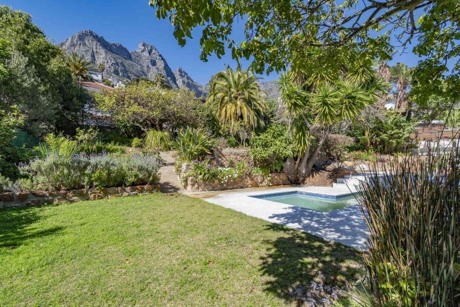 3 Bedroom Property for Sale in Camps Bay Western Cape